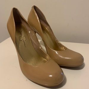 Jessica Simpson Nude Pump 7.5